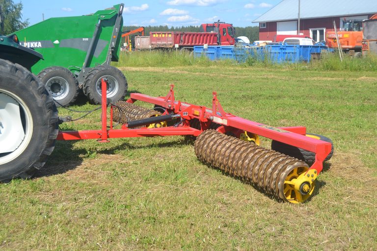 Anneaux d'un rouleau Cambridge moderne vus de près